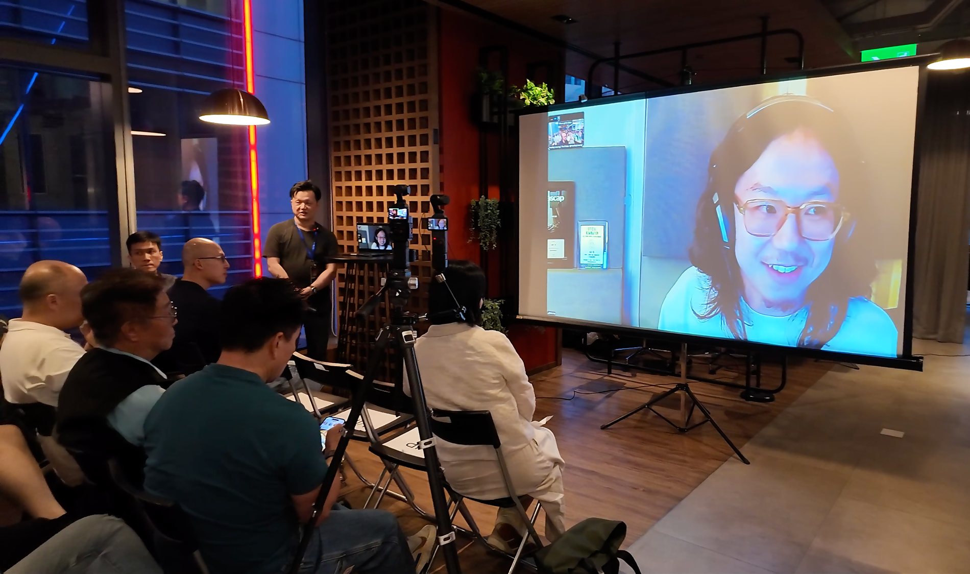 Lunatechs: AI Video Creation for Everyone photo 6